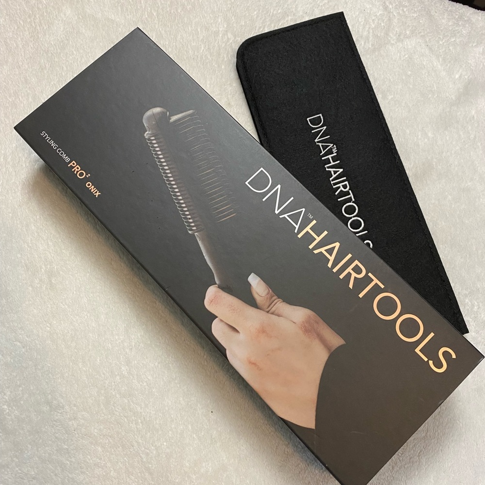 DNA Hair Tools: Styling Comb & Heat Resistant Mat/Cover